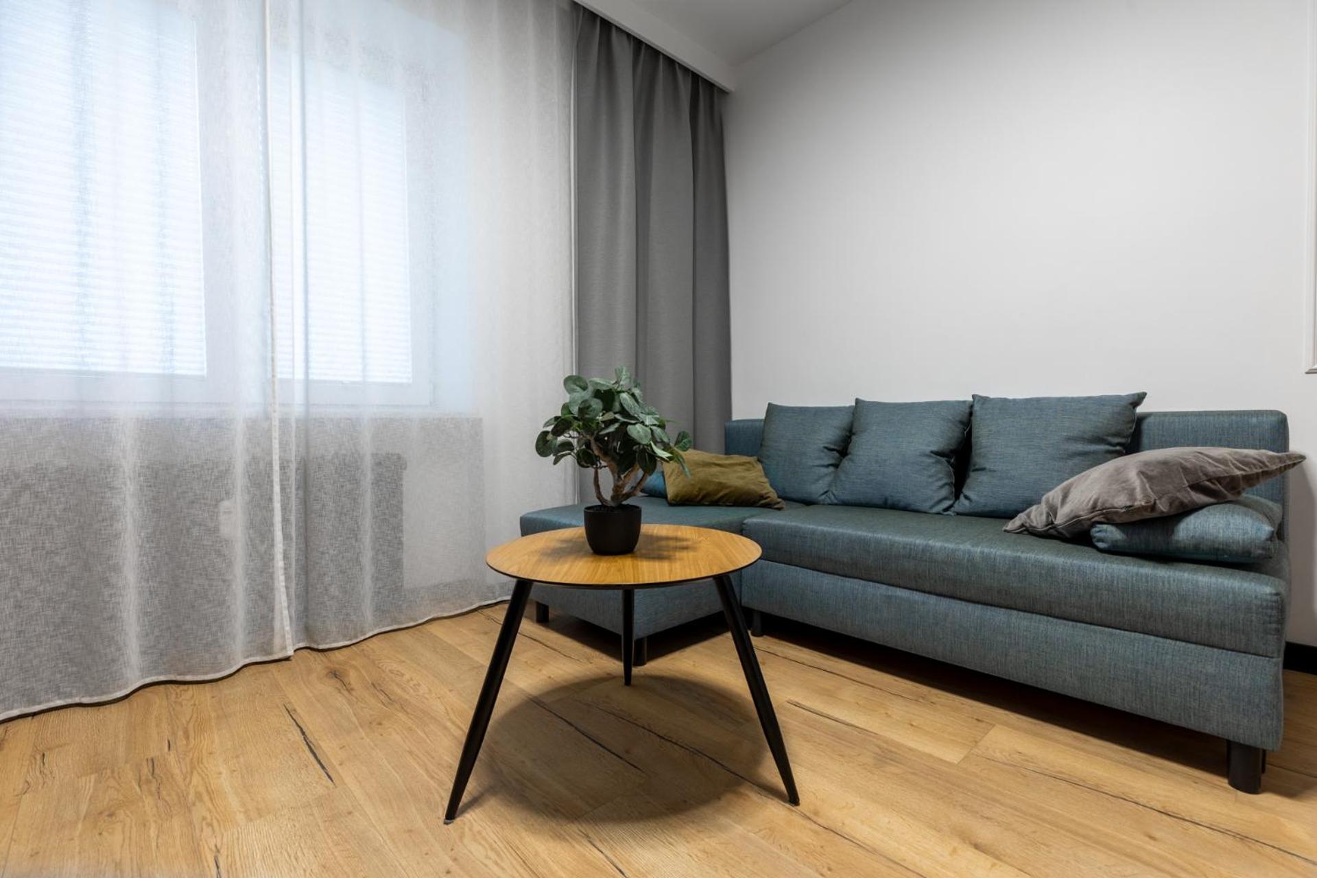 Apartamenty Premium, Faktura Vat, Zrodlowa Centrum Parter Ground Floor Parking Super Lokalizacja Two Bedrooms Kitchen 50 M2 Kielce Bagian luar foto