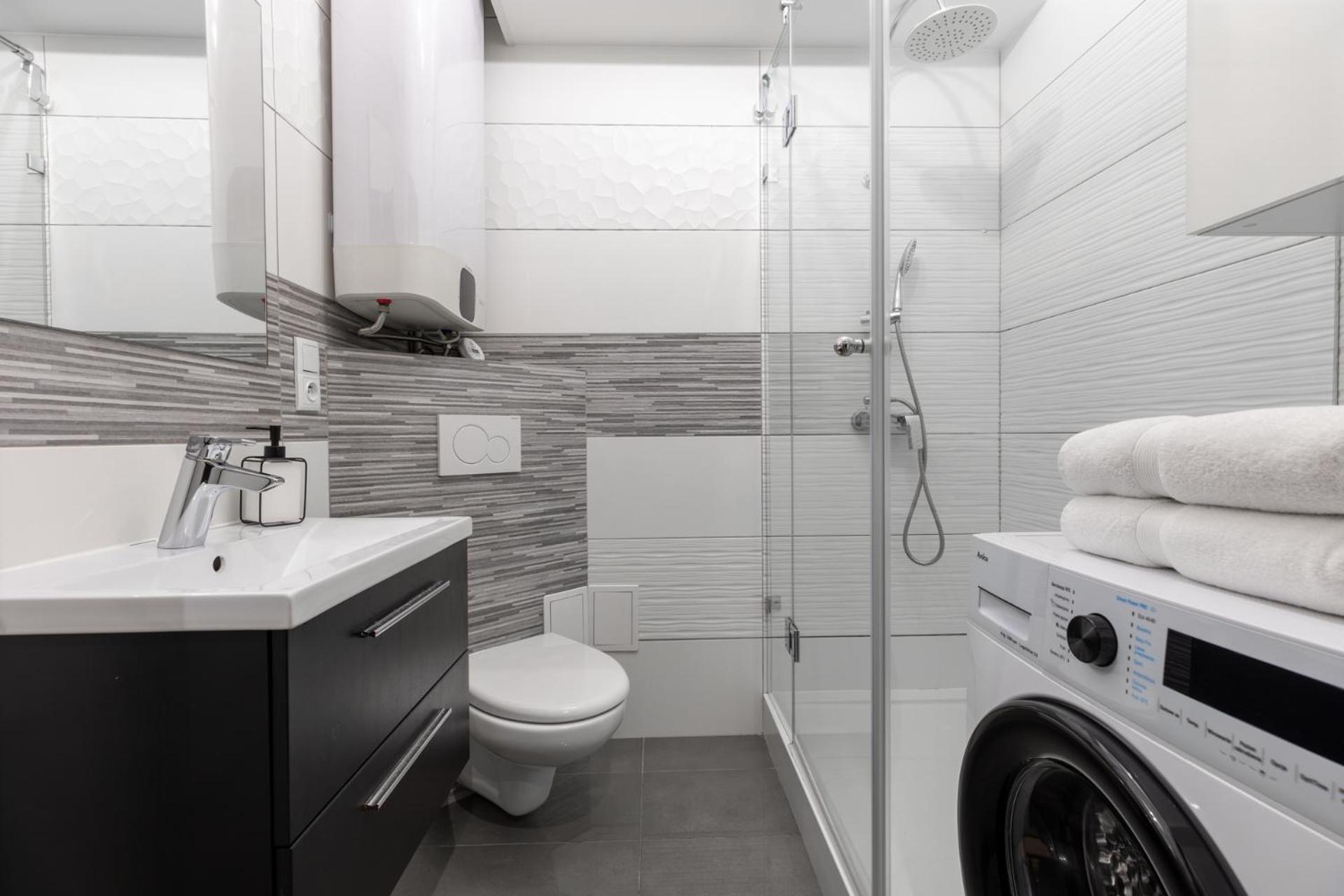Apartamenty Premium, Faktura Vat, Zrodlowa Centrum Parter Ground Floor Parking Super Lokalizacja Two Bedrooms Kitchen 50 M2 Kielce Bagian luar foto